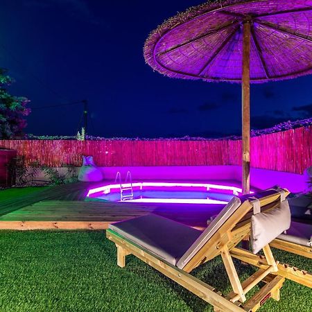 Modern House With Pool Near Beach Gazi المظهر الخارجي الصورة